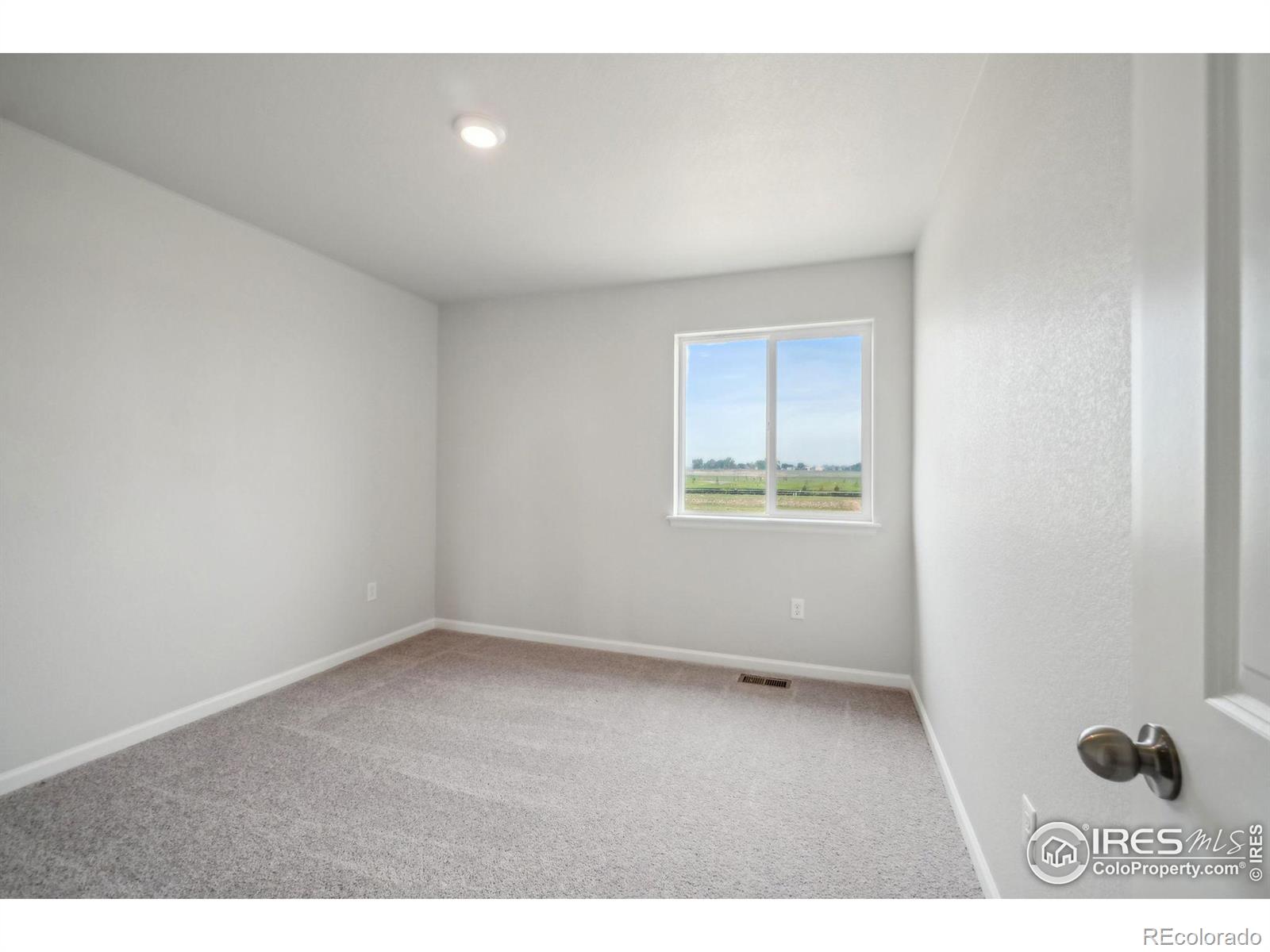 MLS Image #35 for 840  hummocky way,windsor, Colorado