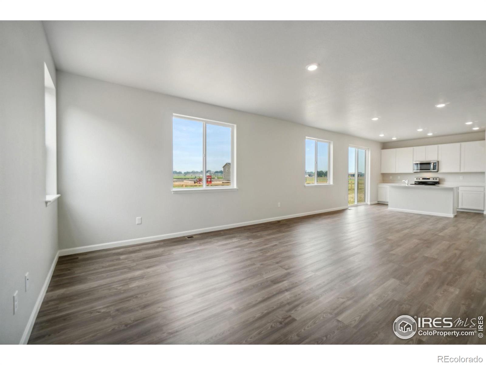 MLS Image #5 for 840  hummocky way,windsor, Colorado