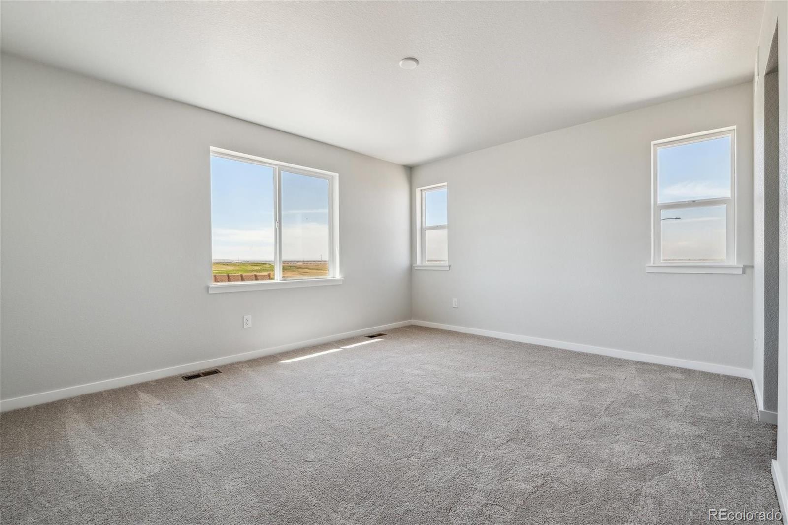 MLS Image #22 for 3262 n highlands creek parkway,aurora, Colorado