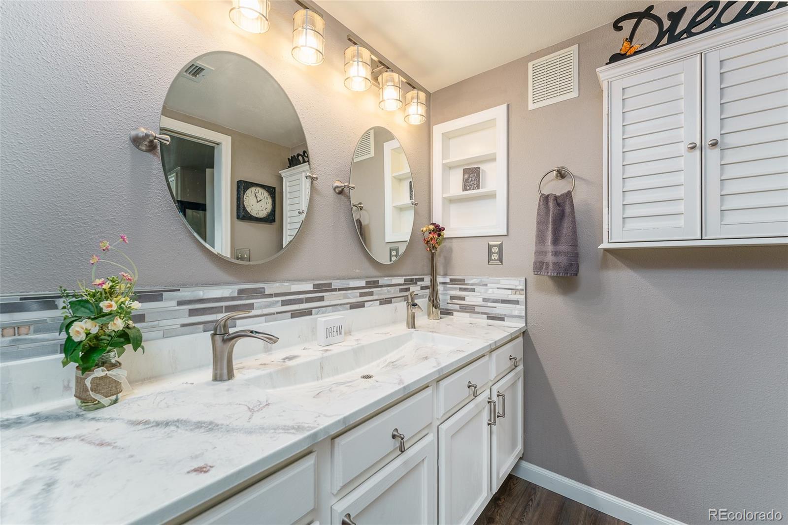 MLS Image #23 for 5427 s dover street,littleton, Colorado