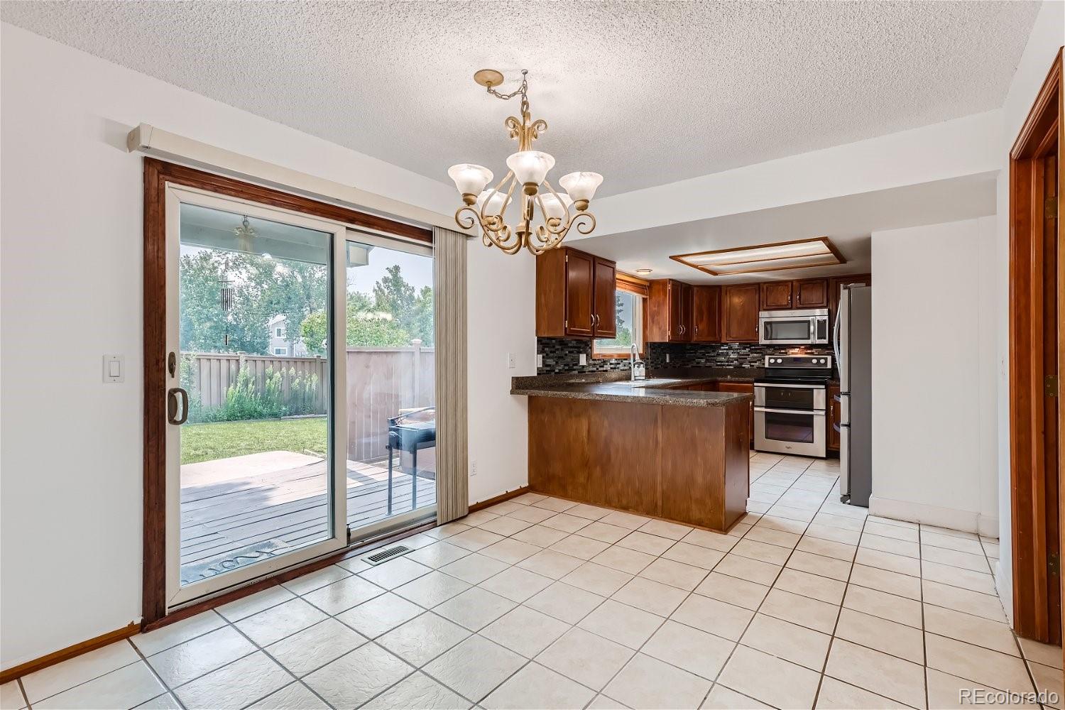 MLS Image #14 for 9440  yale lane,highlands ranch, Colorado