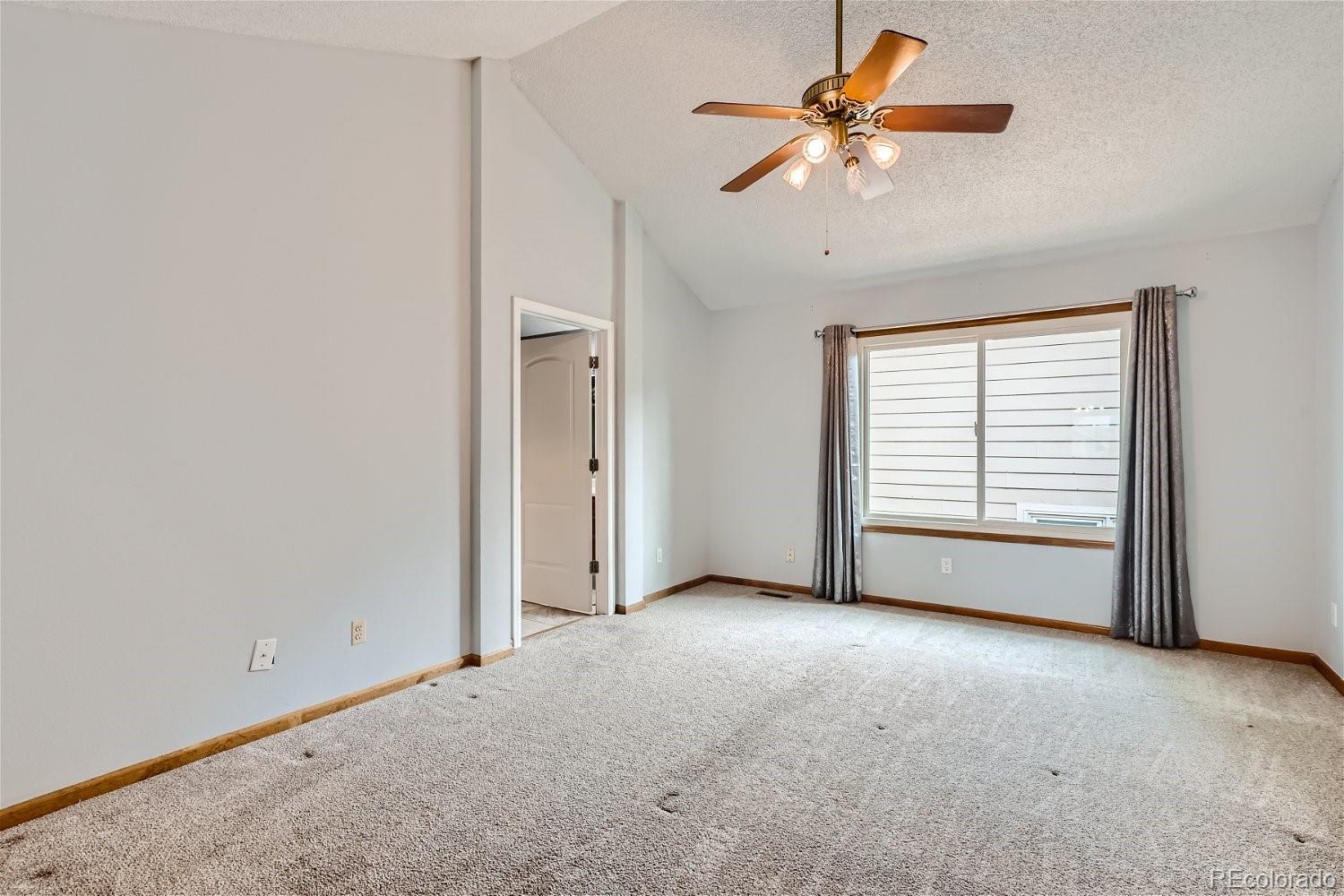 MLS Image #18 for 9440  yale lane,highlands ranch, Colorado