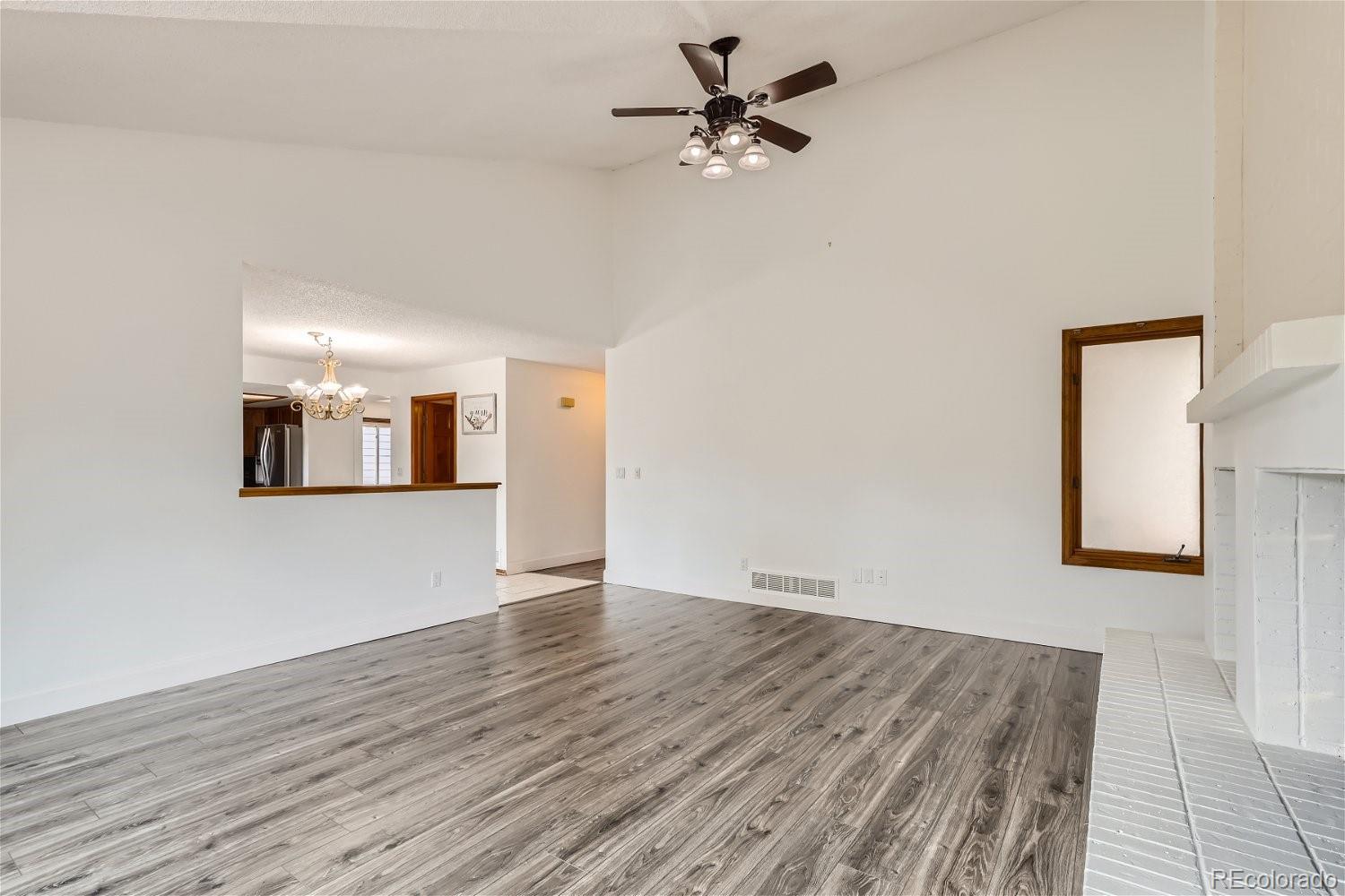 MLS Image #6 for 9440  yale lane,highlands ranch, Colorado