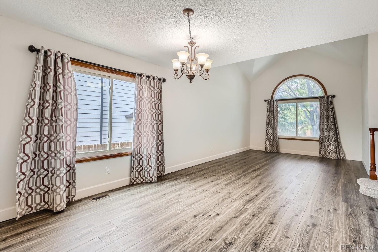 MLS Image #7 for 9440  yale lane,highlands ranch, Colorado
