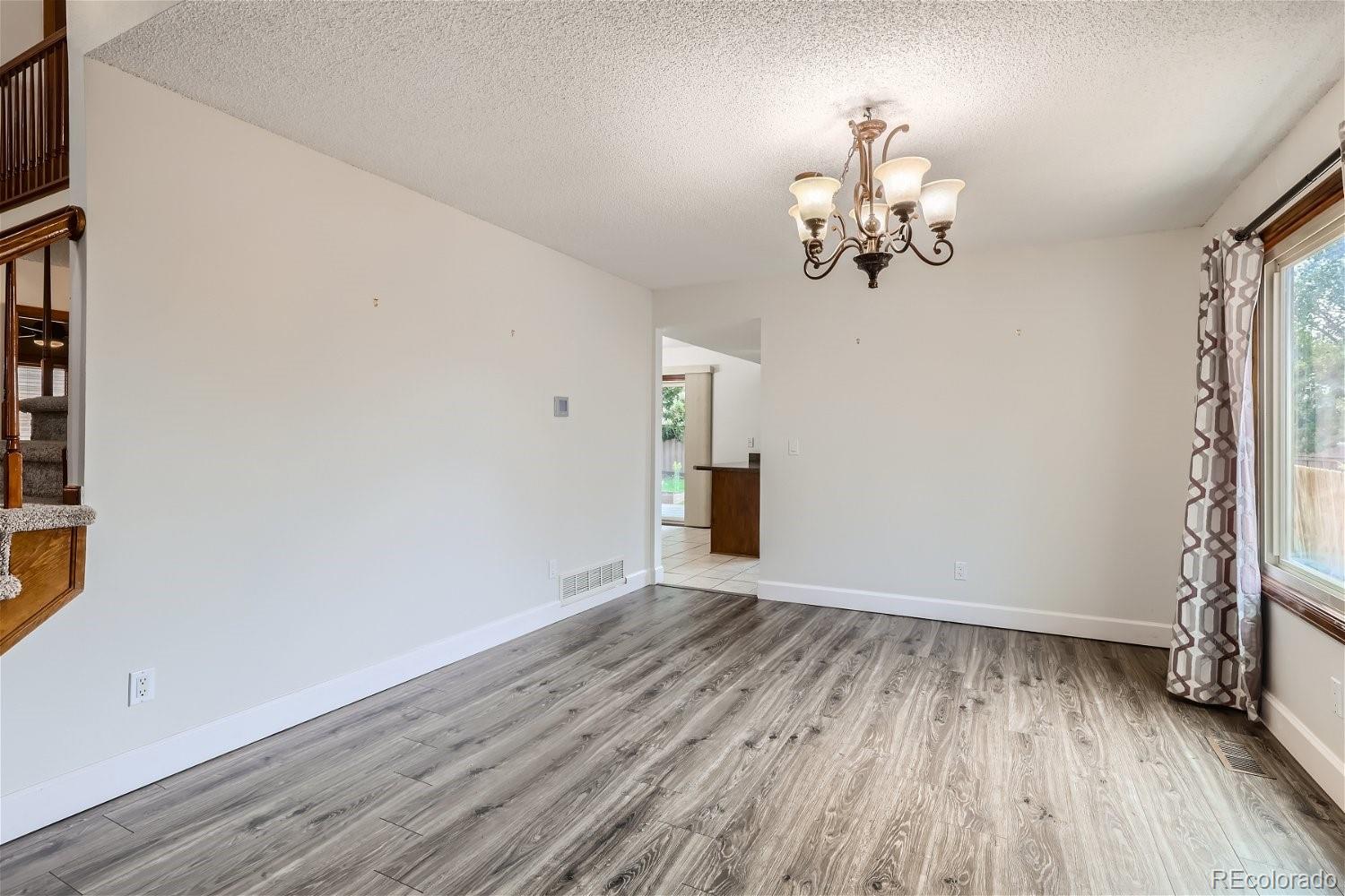 MLS Image #8 for 9440  yale lane,highlands ranch, Colorado