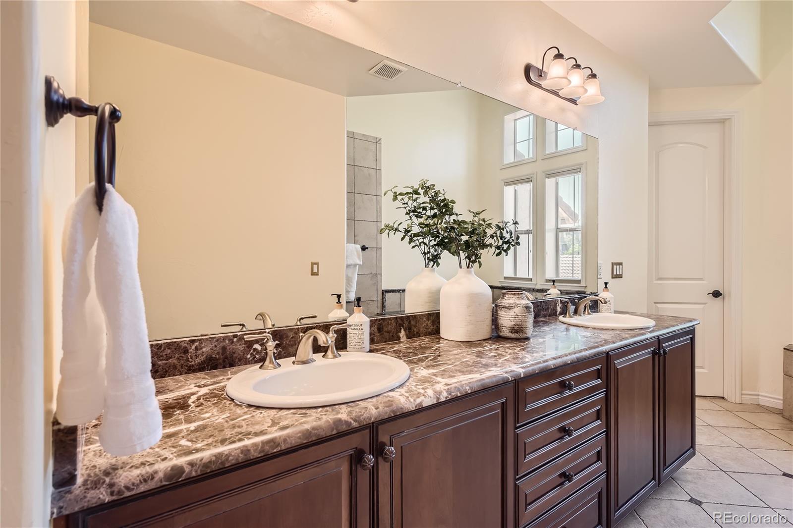 MLS Image #22 for 9391  viaggio way,highlands ranch, Colorado