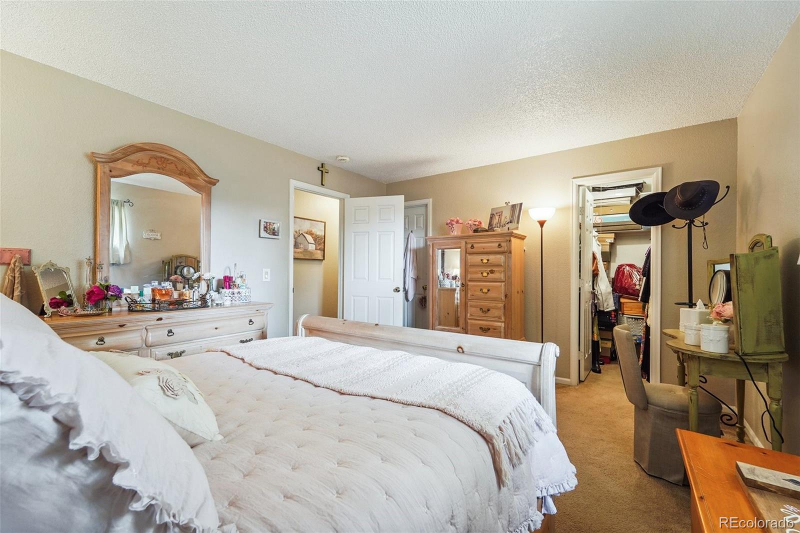 MLS Image #30 for 9962  clay court,denver, Colorado