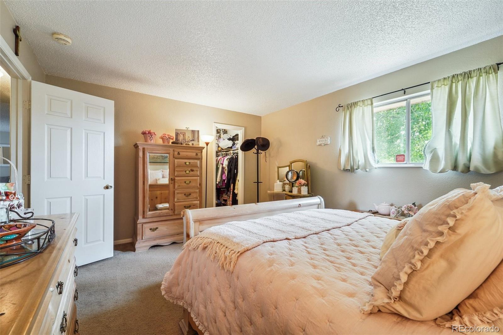 MLS Image #31 for 9962  clay court,denver, Colorado