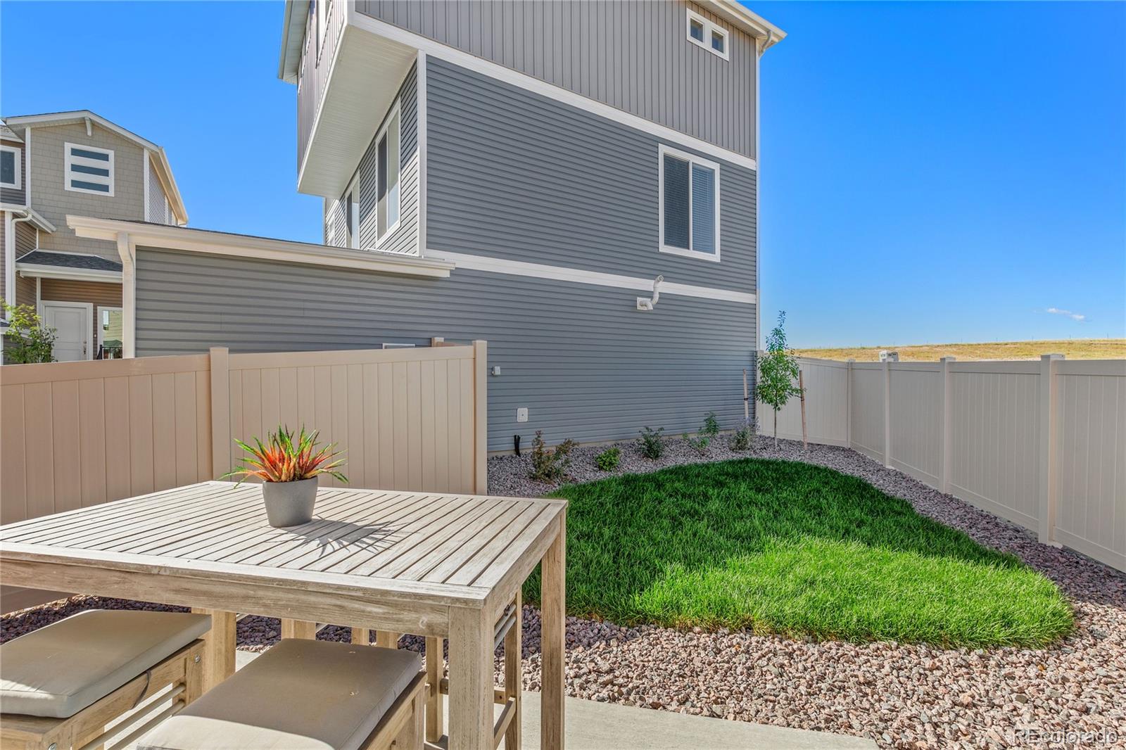 MLS Image #23 for 21972 e 38th place,aurora, Colorado