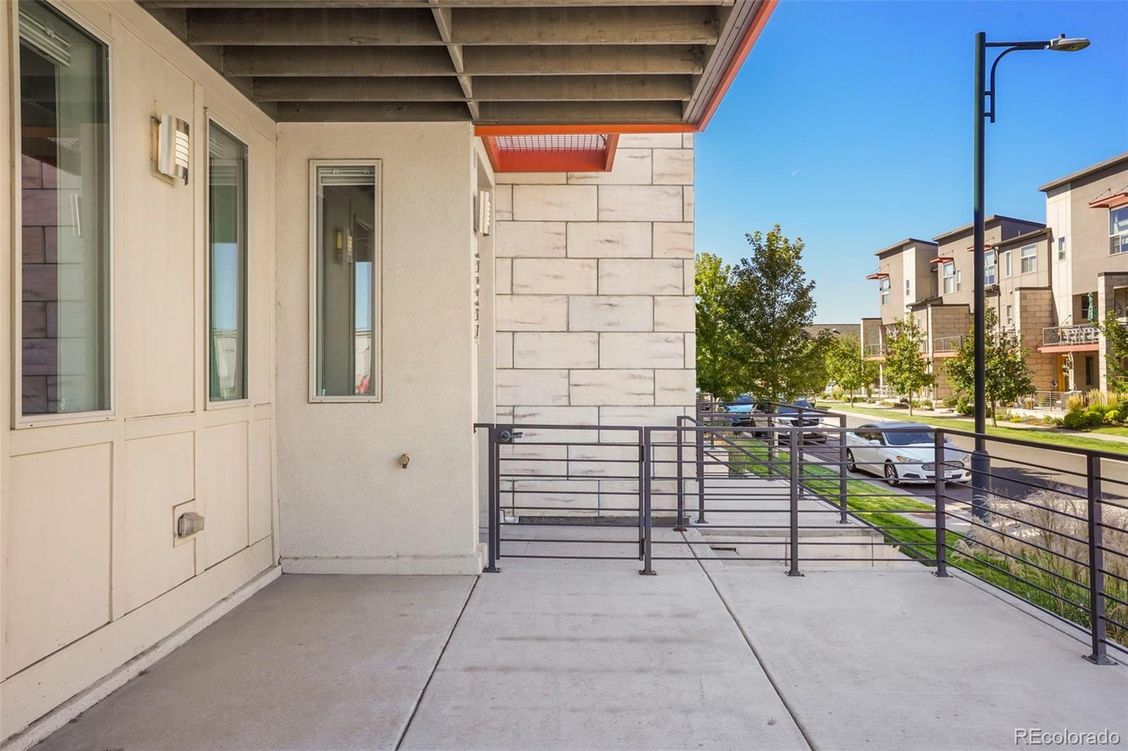 MLS Image #23 for 9094 e 49th place,denver, Colorado