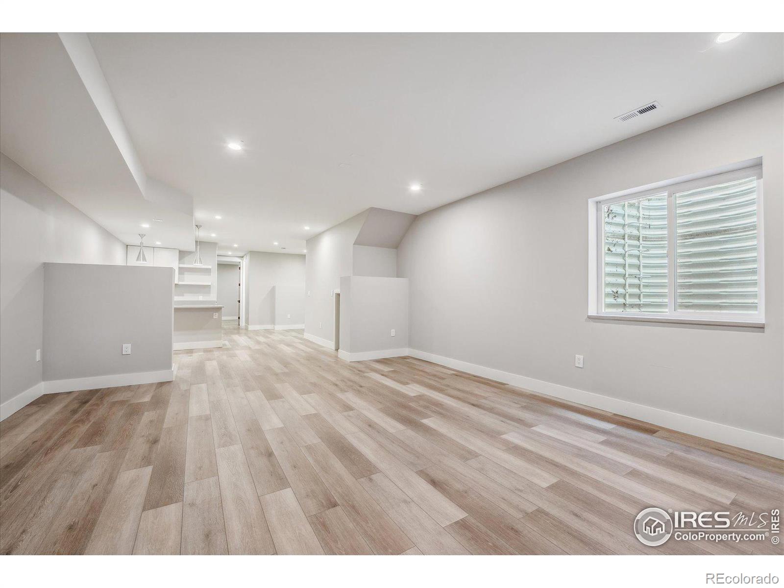 MLS Image #28 for 3373 w moncrieff place,denver, Colorado