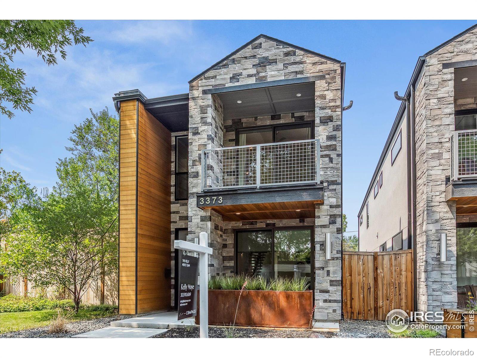 MLS Image #4 for 3373 w moncrieff place,denver, Colorado