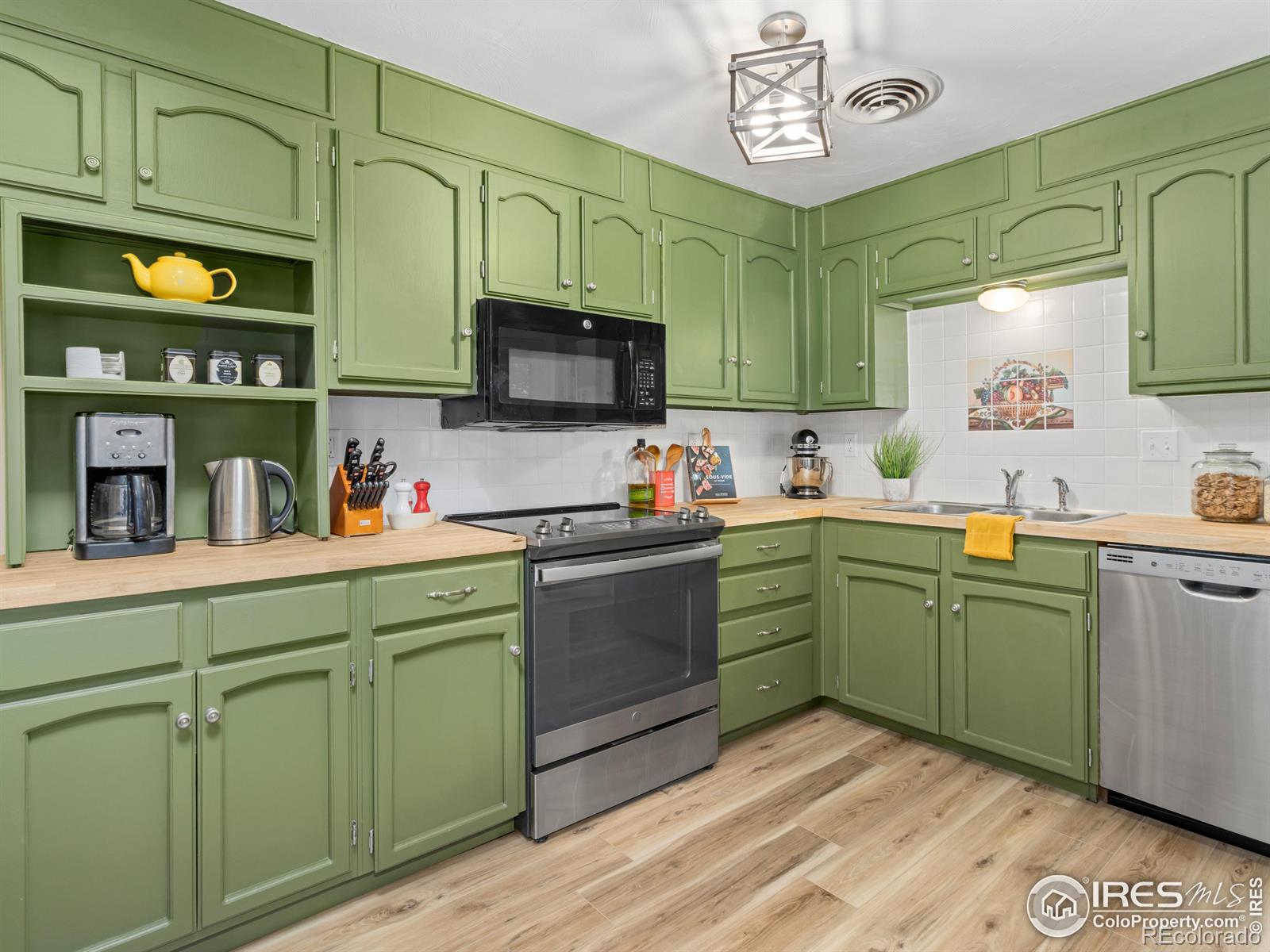 MLS Image #5 for 449  fox street,longmont, Colorado
