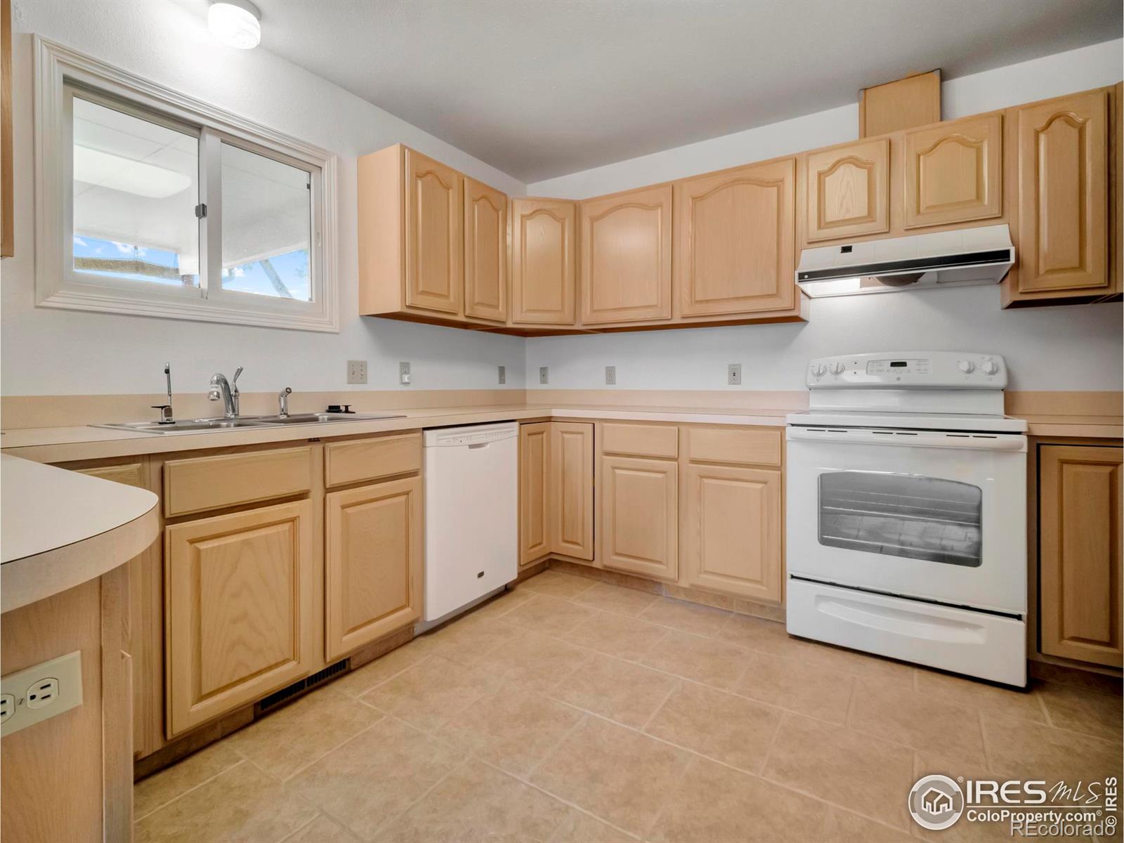 MLS Image #9 for 324  applewood street,brush, Colorado