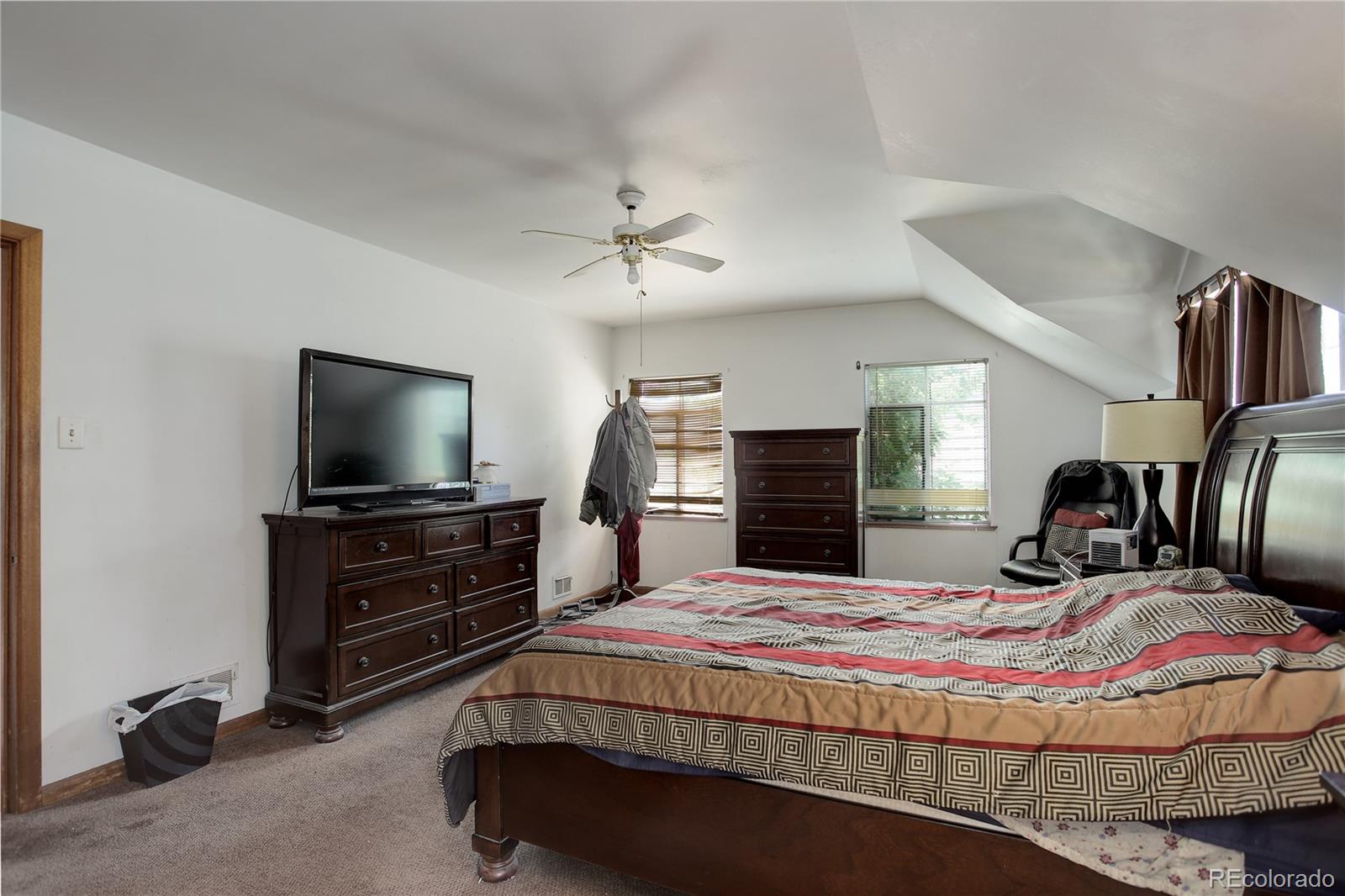 MLS Image #22 for 2430  monaco parkway,denver, Colorado