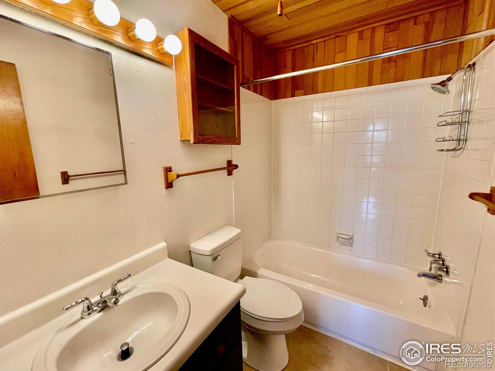 MLS Image #11 for 1612  cottonwood drive,louisville, Colorado