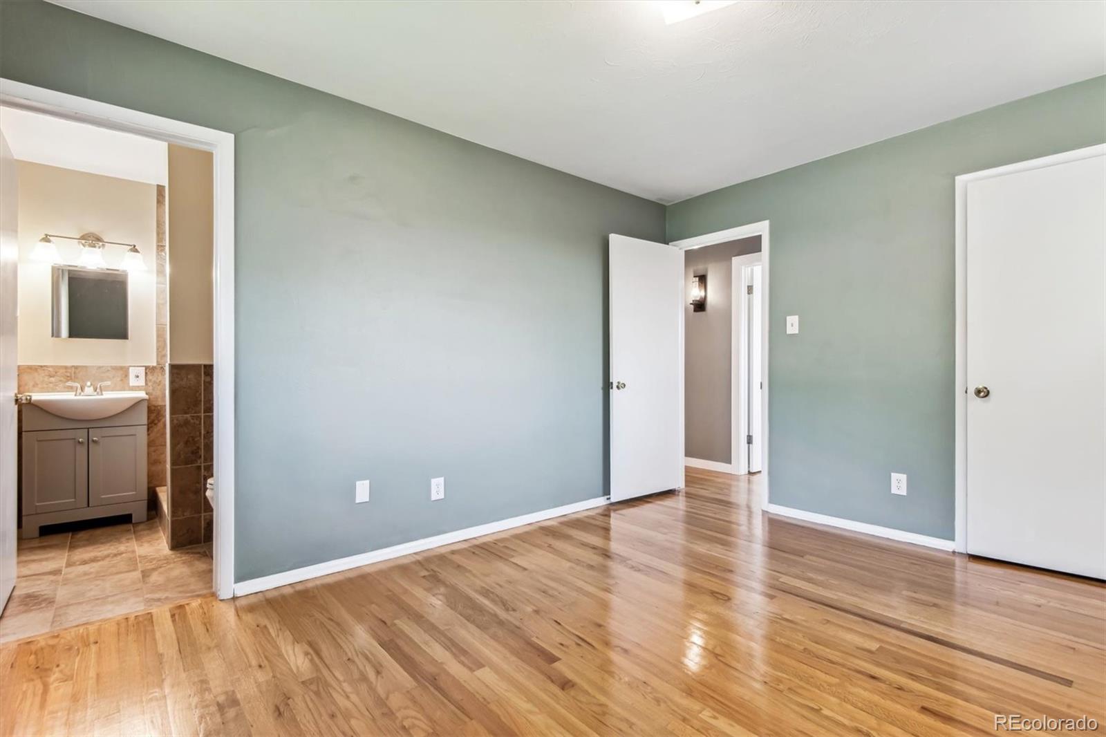 MLS Image #2 for 3023 s vrain street,denver, Colorado