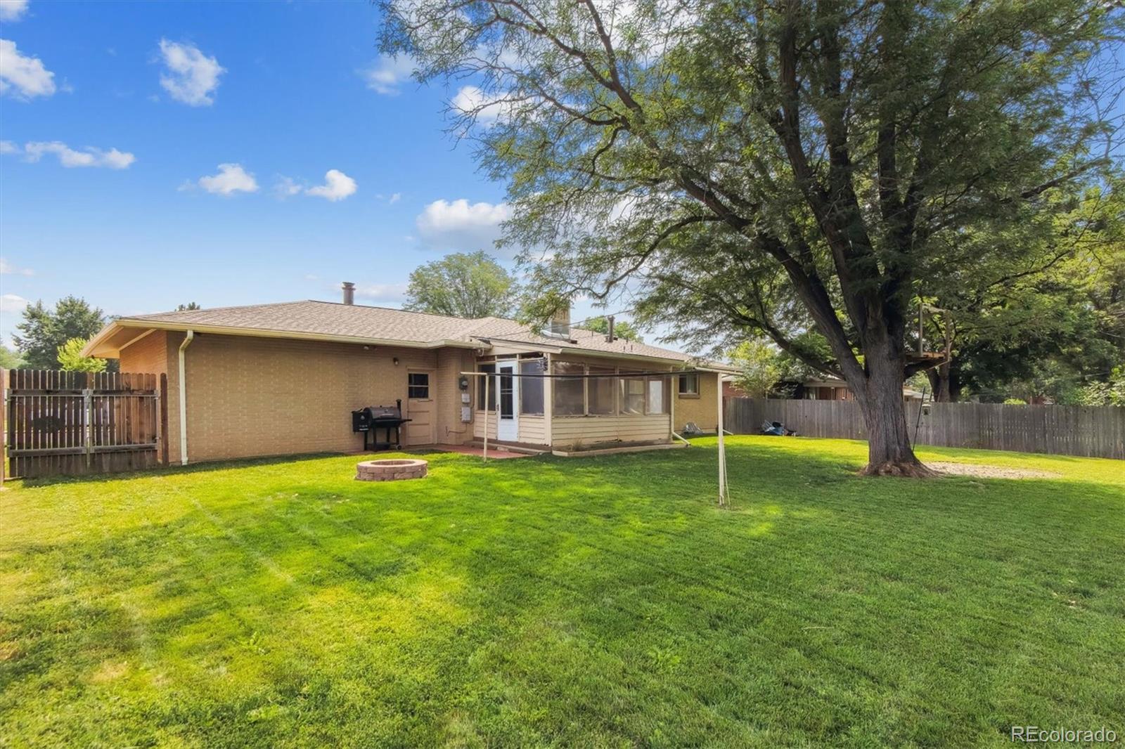 MLS Image #23 for 3023 s vrain street,denver, Colorado