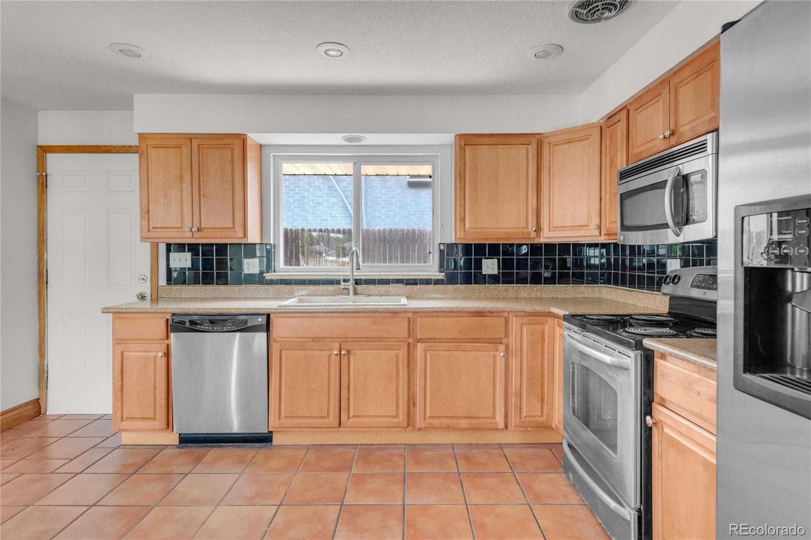 MLS Image #12 for 5420  nolan street,arvada, Colorado