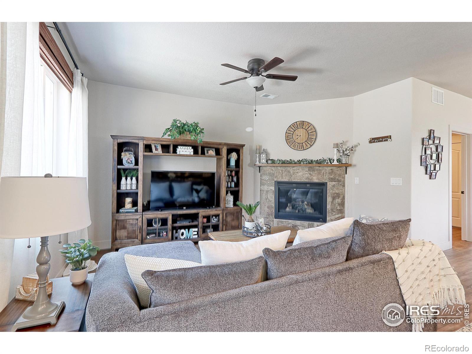 MLS Image #10 for 13750  garfield street,thornton, Colorado