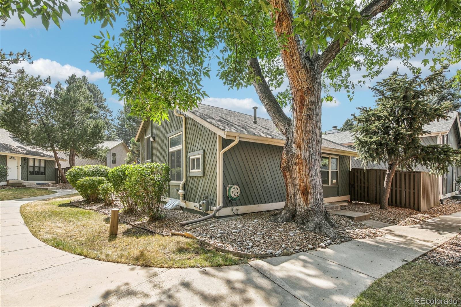 MLS Image #27 for 10173 e peakview avenue,englewood, Colorado