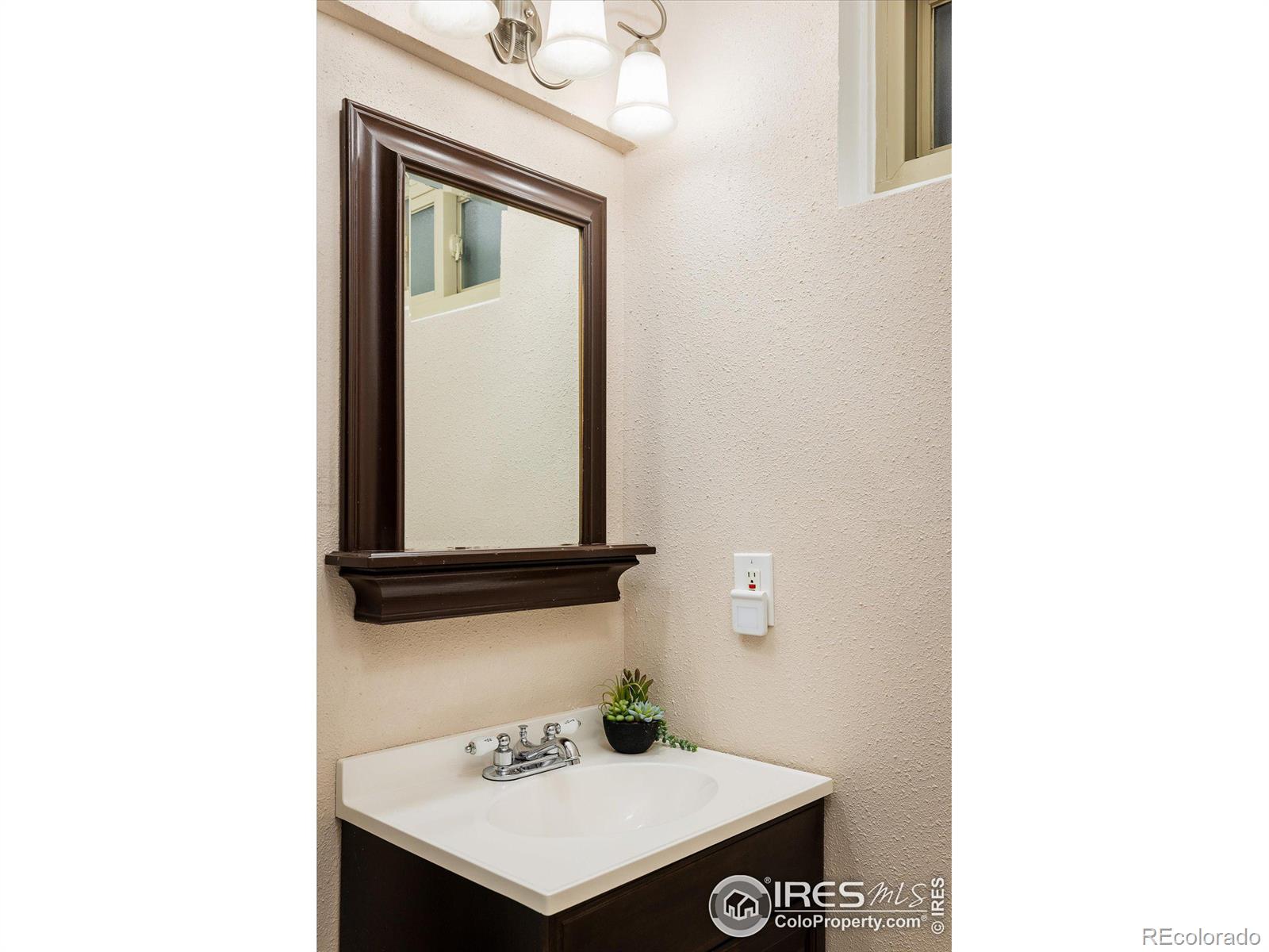 MLS Image #19 for 463 e 111th place,northglenn, Colorado