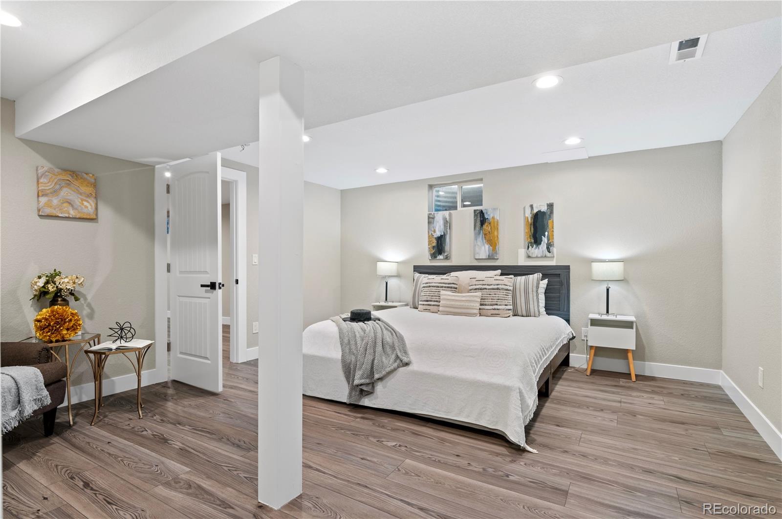 MLS Image #13 for 2391 s quitman street,denver, Colorado