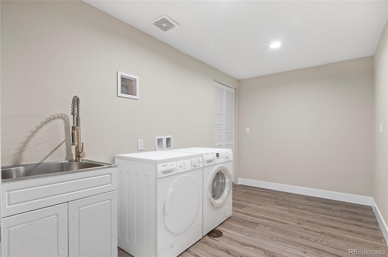 MLS Image #29 for 2391 s quitman street,denver, Colorado