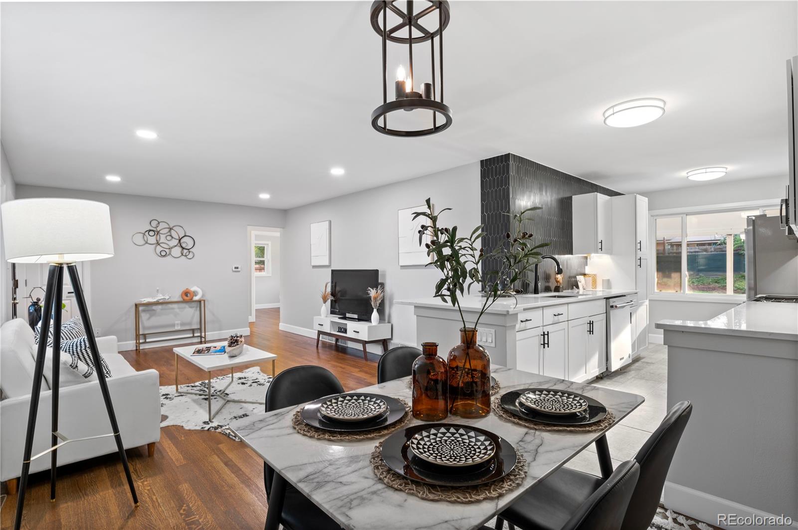 MLS Image #4 for 2391 s quitman street,denver, Colorado