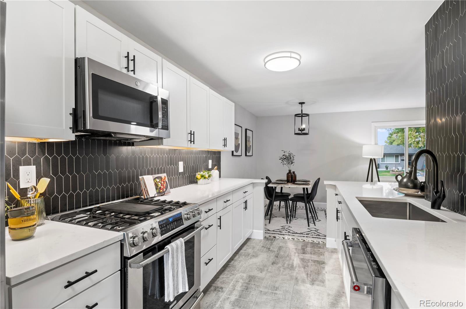 MLS Image #9 for 2391 s quitman street,denver, Colorado