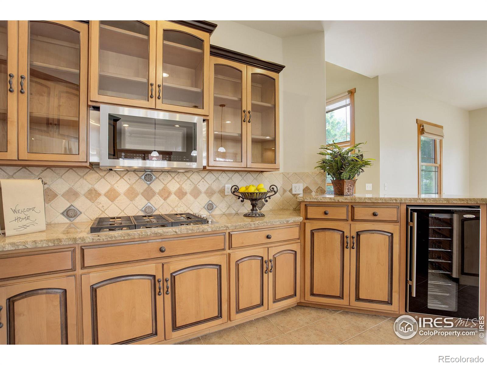 MLS Image #8 for 1190  trails end court,windsor, Colorado