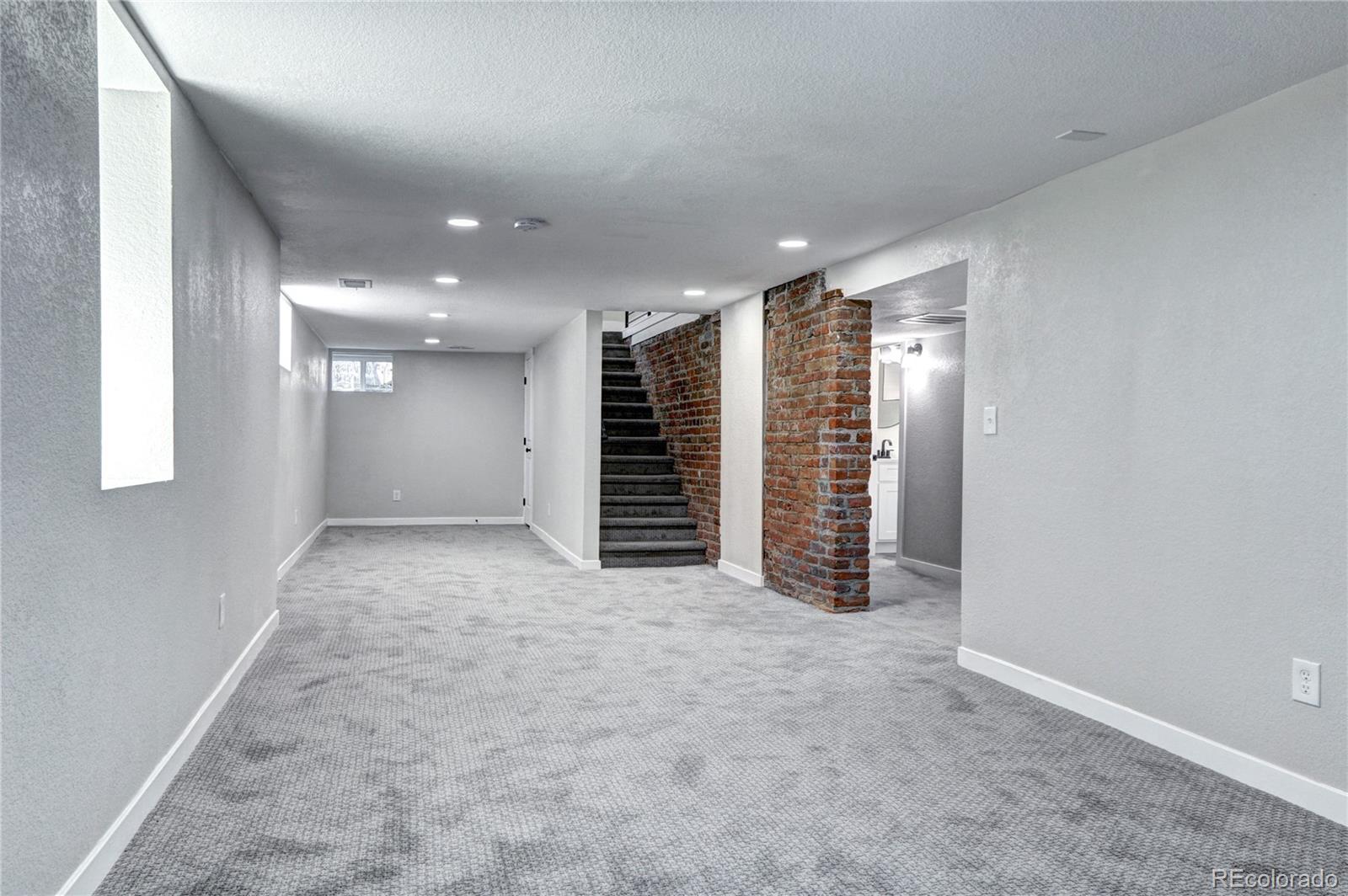 MLS Image #31 for 375 s corona street,denver, Colorado