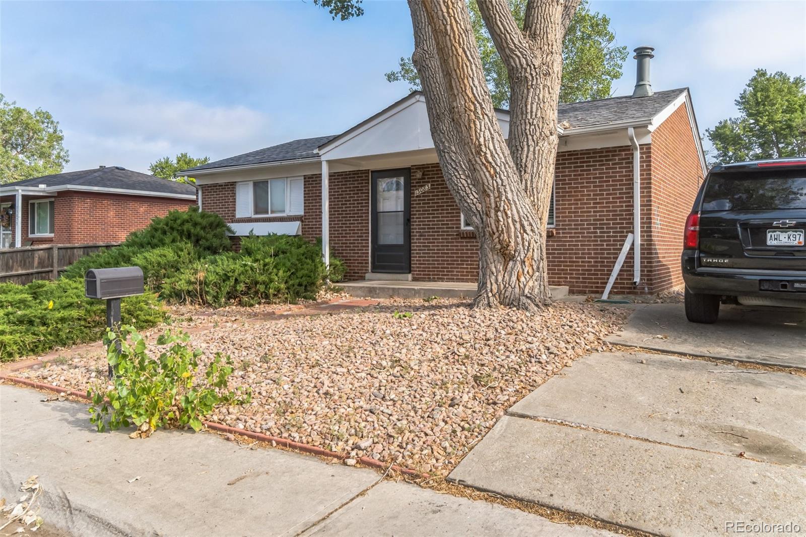 CMA Image for 13083  ROBINS Drive,Denver, Colorado