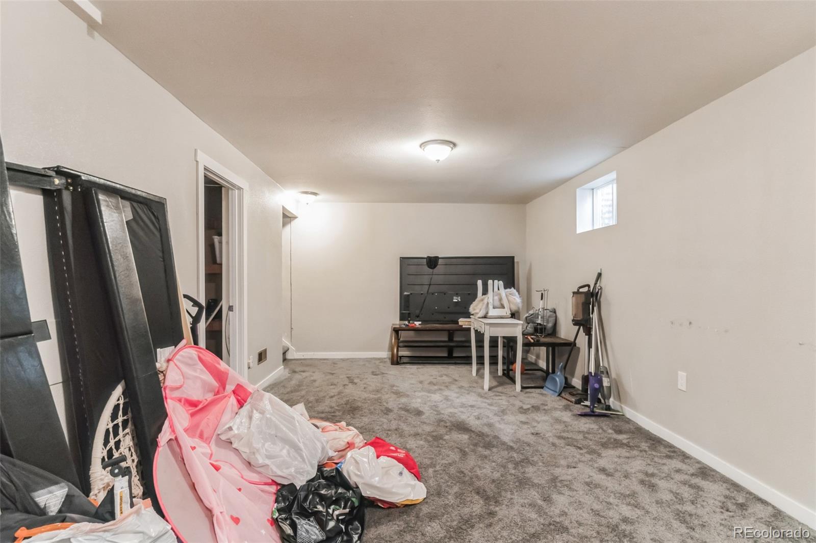 MLS Image #8 for 13083  robins drive,denver, Colorado