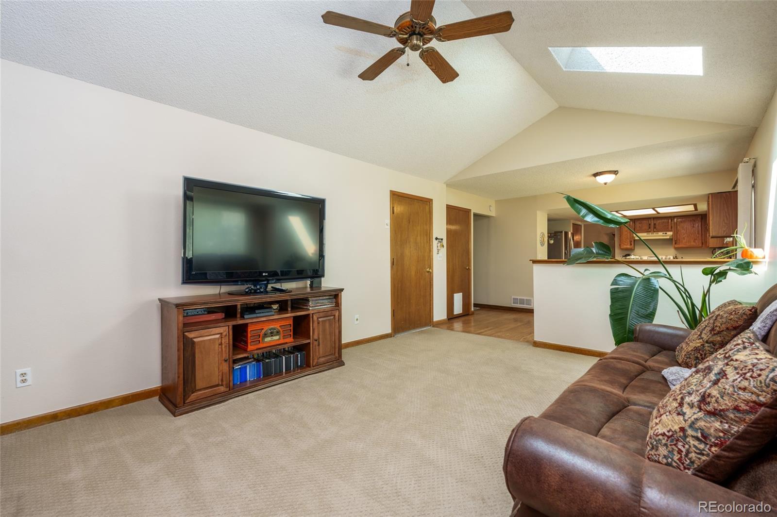 MLS Image #12 for 4581  biscay street,denver, Colorado