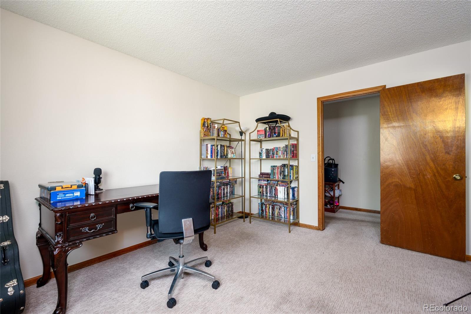 MLS Image #14 for 4581  biscay street,denver, Colorado