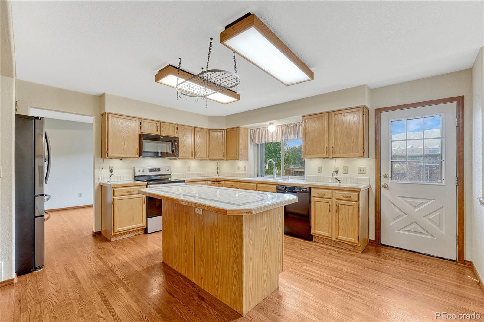 MLS Image #12 for 4720  holister court,colorado springs, Colorado