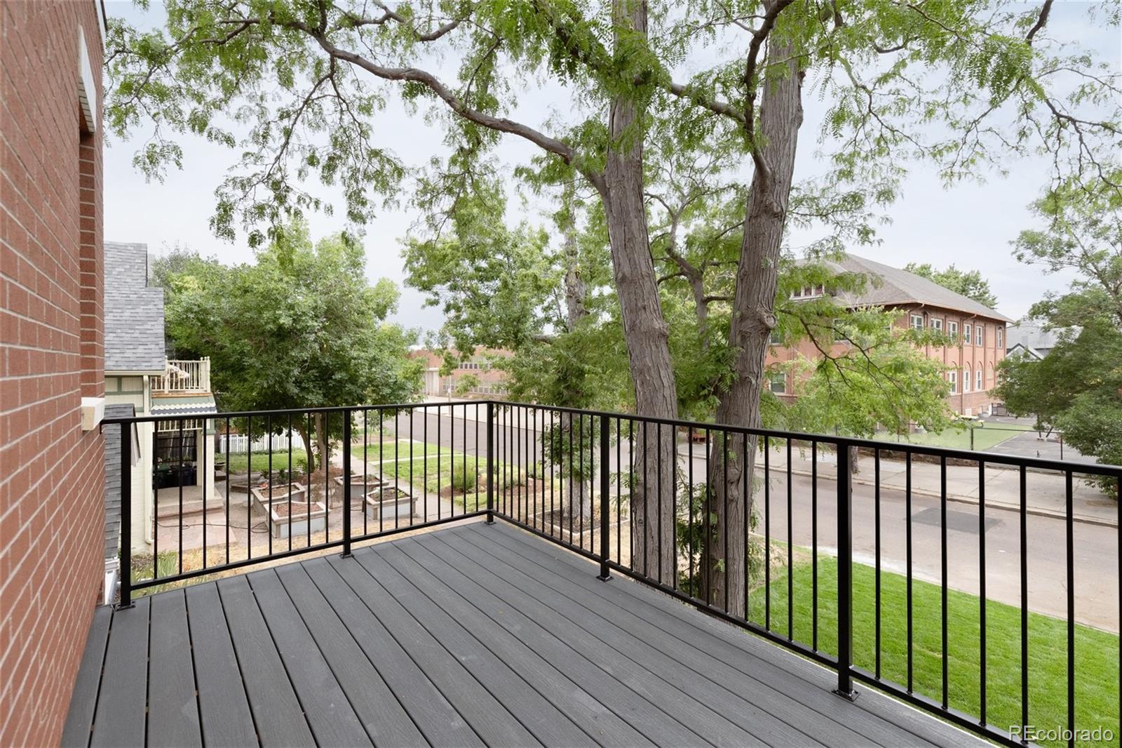 MLS Image #8 for 204 s sherman street,denver, Colorado