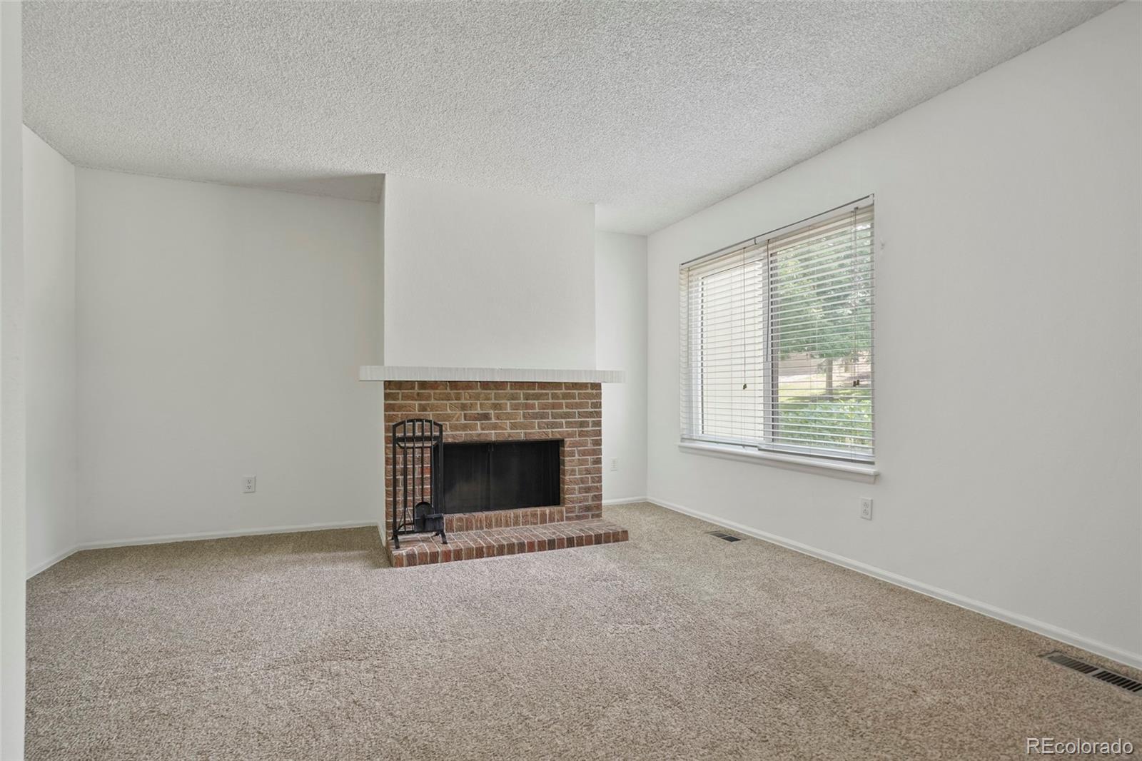 MLS Image #3 for 3521 s kittredge street b,aurora, Colorado