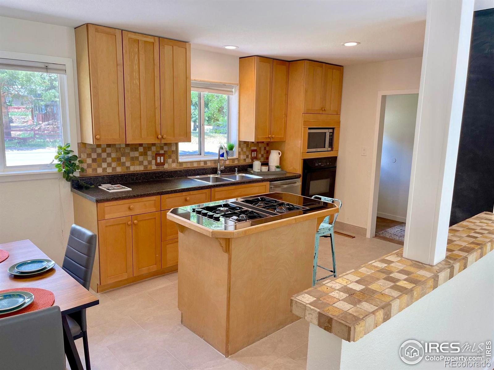 MLS Image #6 for 2212  edgewood drive,boulder, Colorado