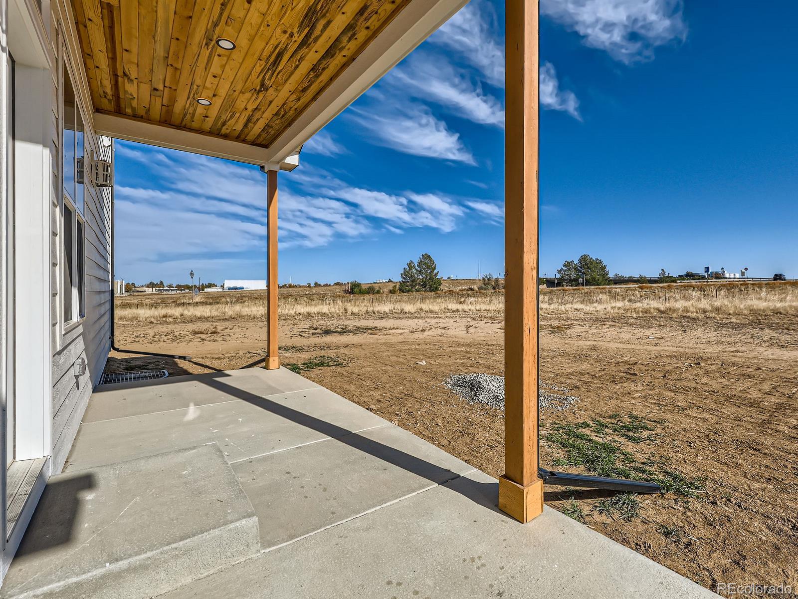 MLS Image #26 for 1096 n shoshone court,strasburg, Colorado