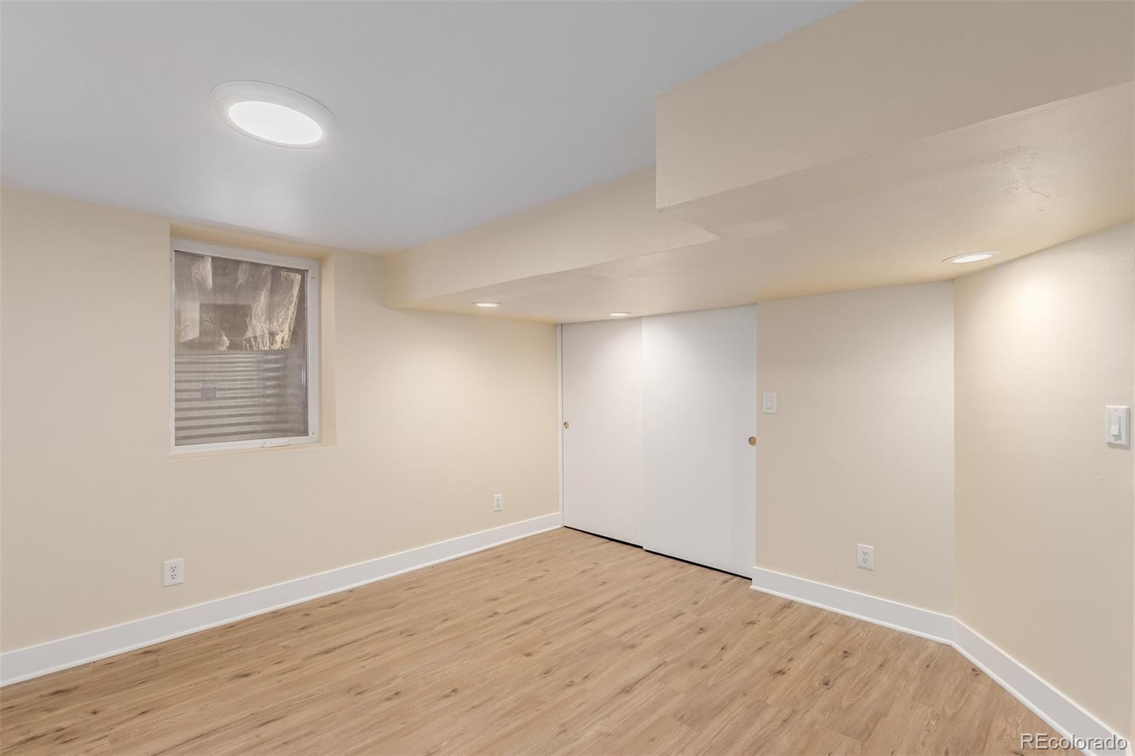 MLS Image #18 for 66-72 n hazel court,denver, Colorado