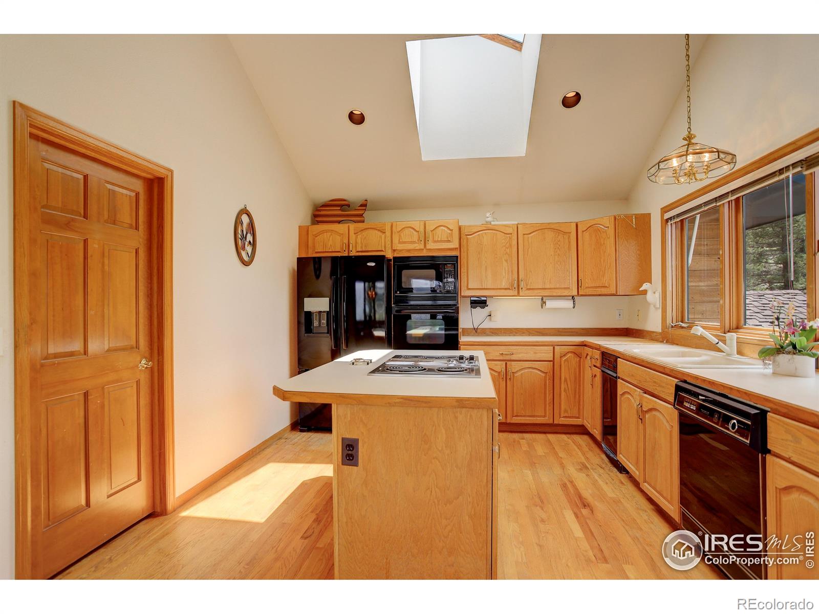 MLS Image #12 for 92  hillside court,boulder, Colorado