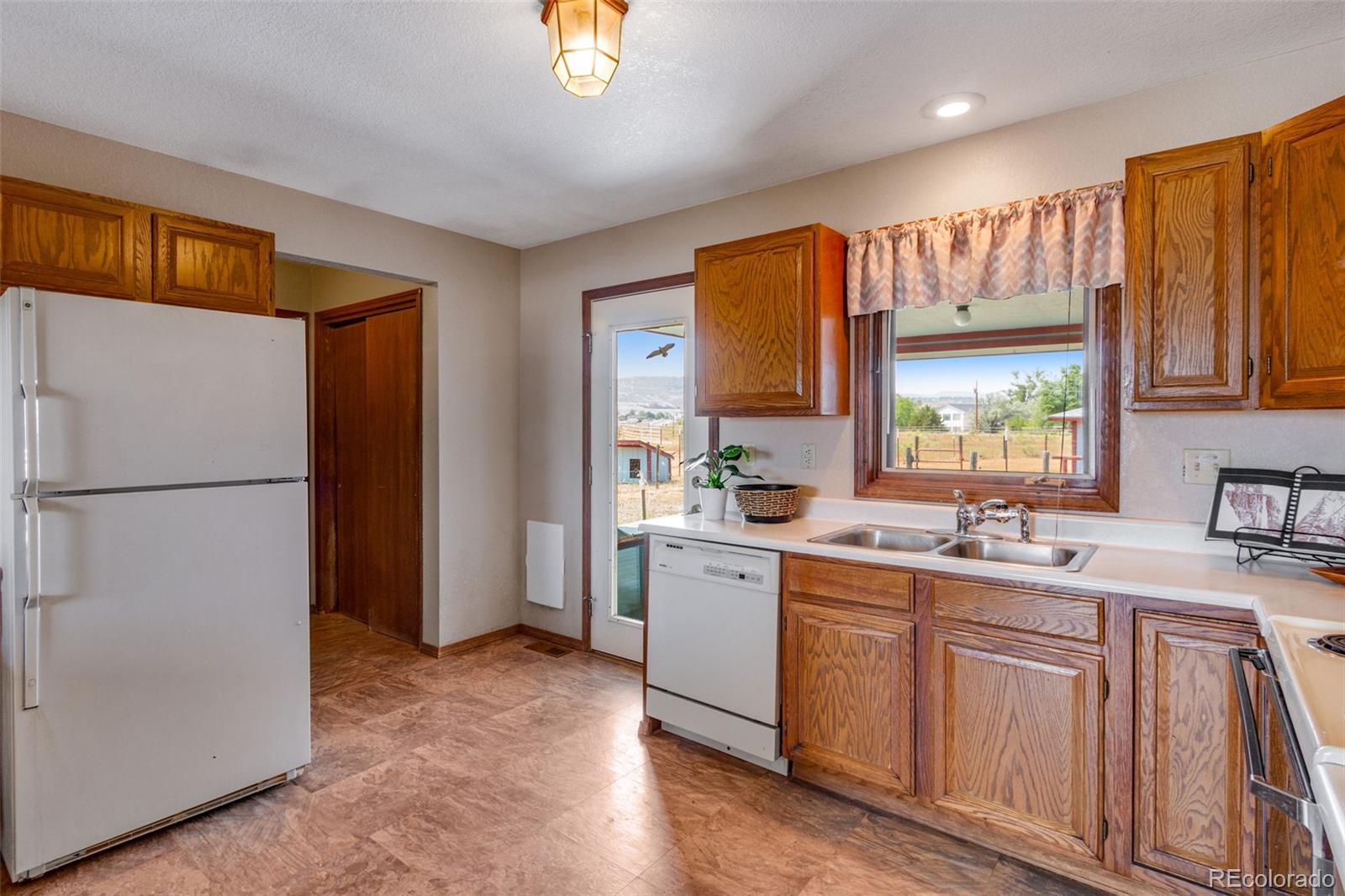 MLS Image #14 for 4900  gary drive,berthoud, Colorado