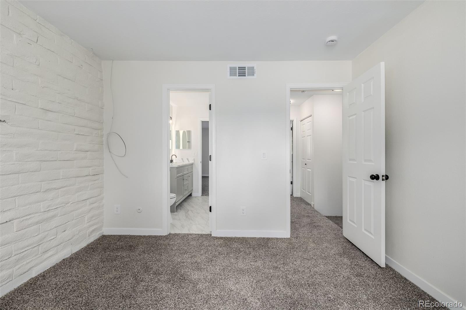 MLS Image #18 for 1060 s parker road 28,denver, Colorado