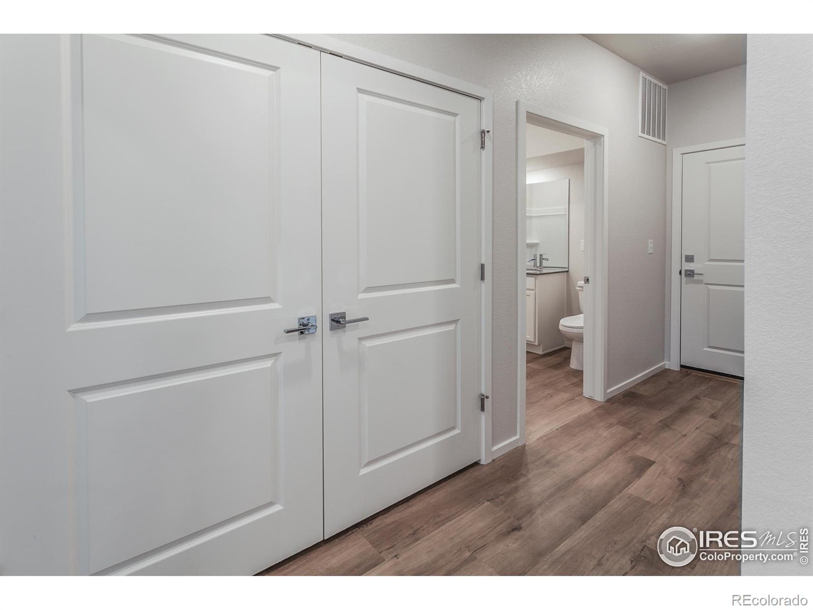 MLS Image #10 for 2120  falling leaf drive,windsor, Colorado