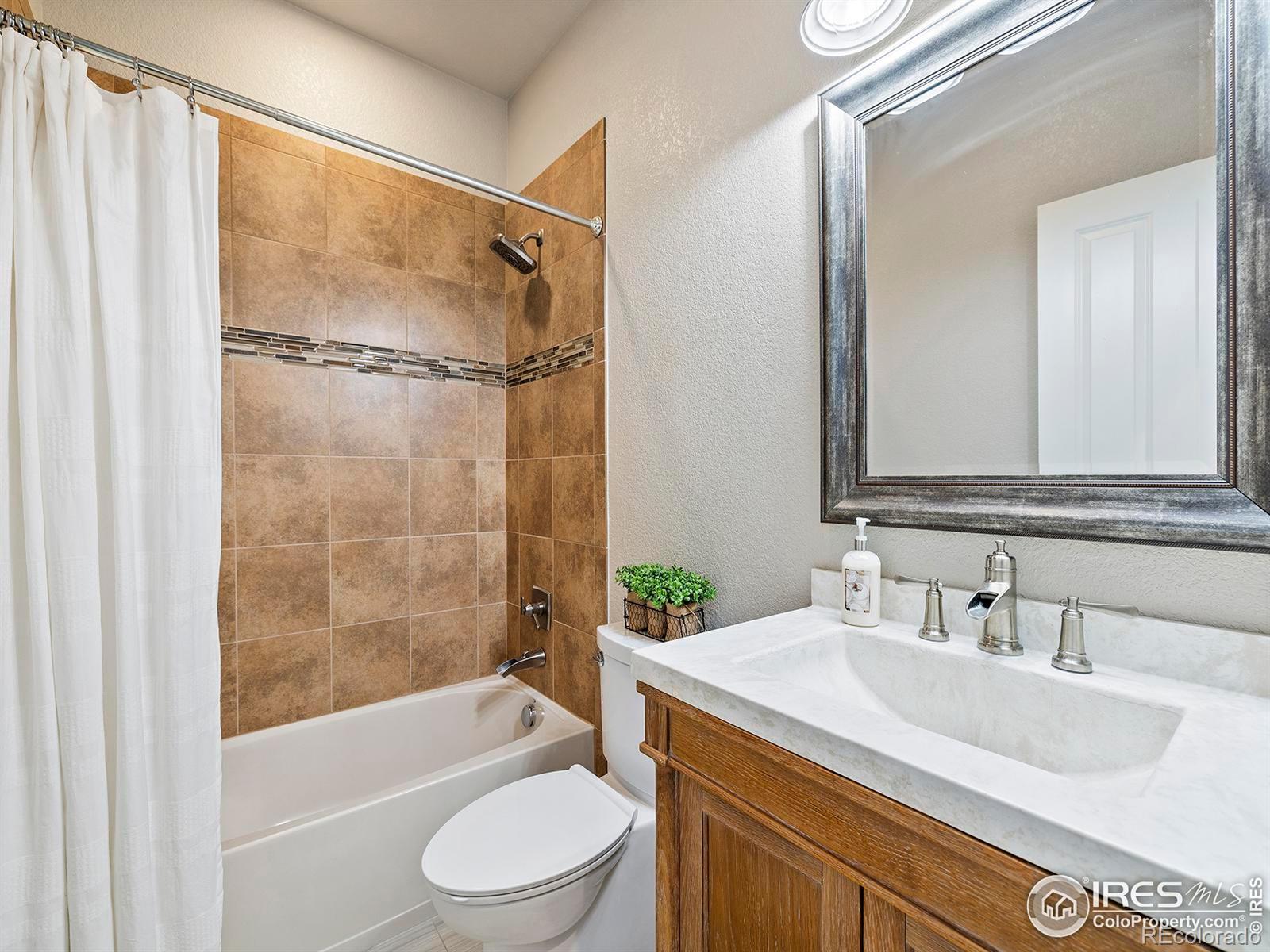 MLS Image #18 for 6427  half moon bay drive,windsor, Colorado