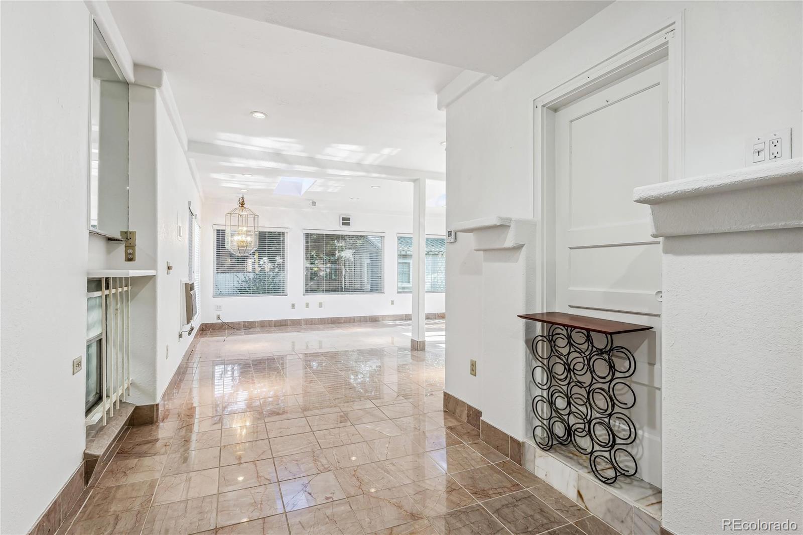 MLS Image #4 for 9931 e ohio avenue,denver, Colorado