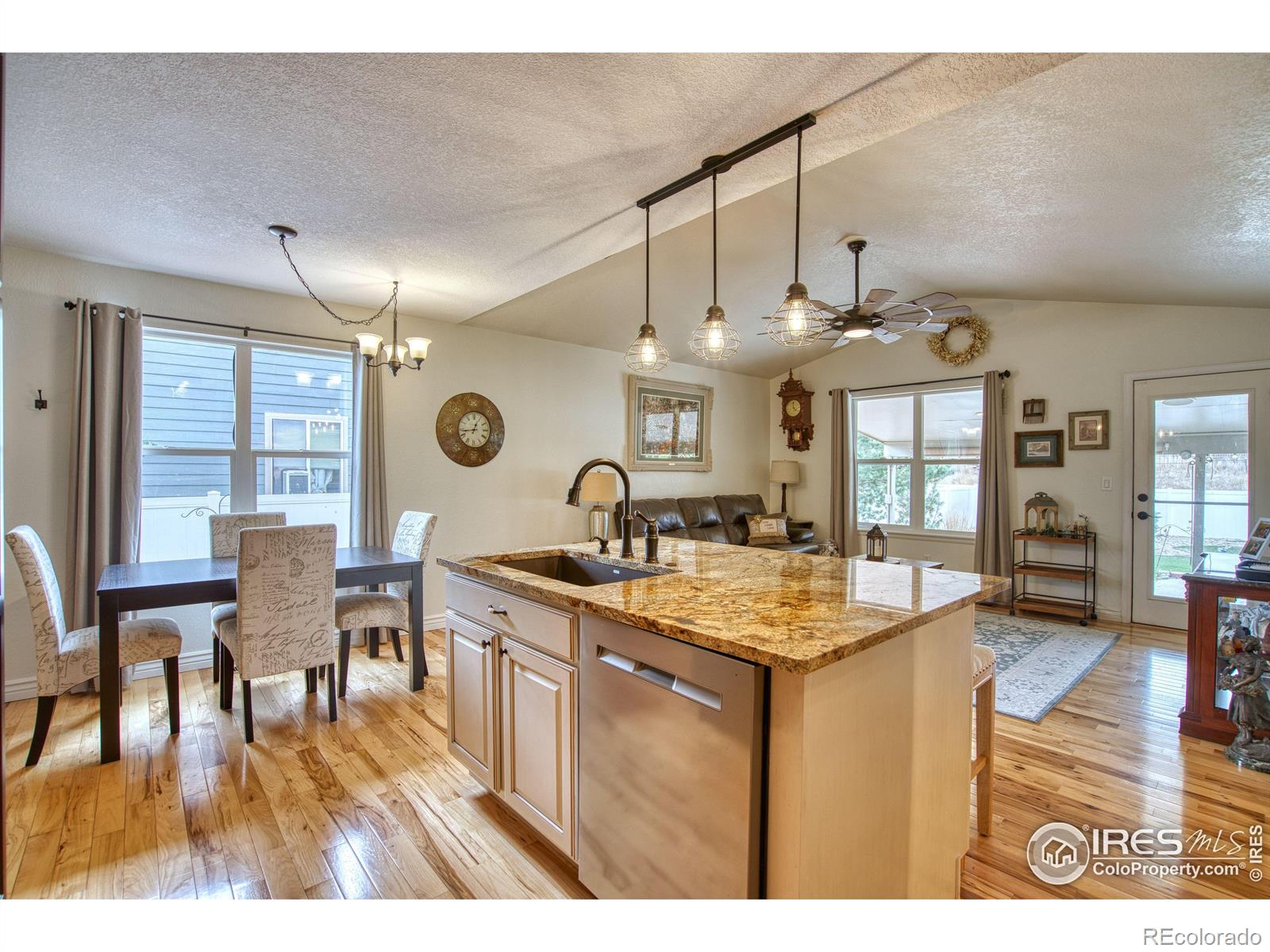 MLS Image #9 for 7073  mount nimbus street,wellington, Colorado