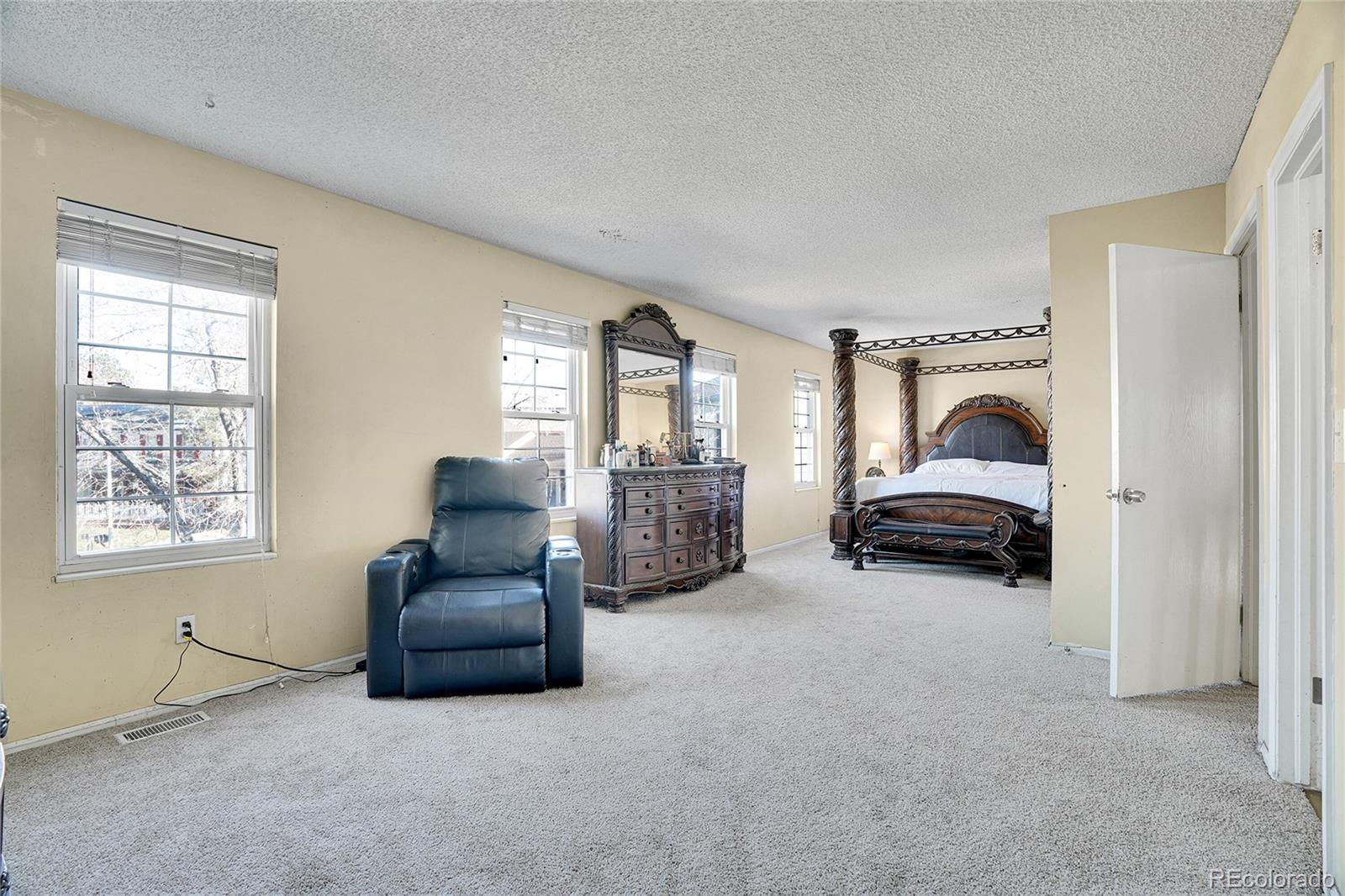 MLS Image #16 for 1099 s naples way,aurora, Colorado